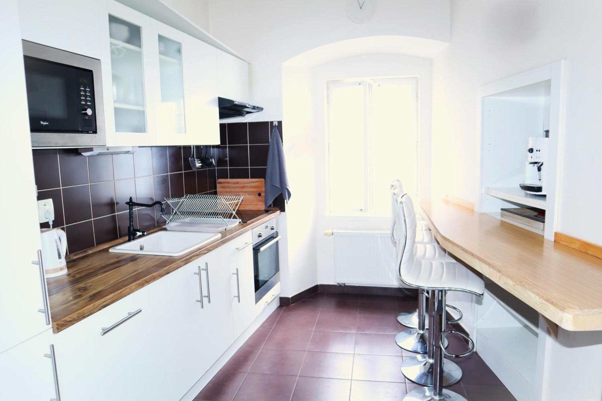 Apartment At The Blue Lion & Parking Assistance