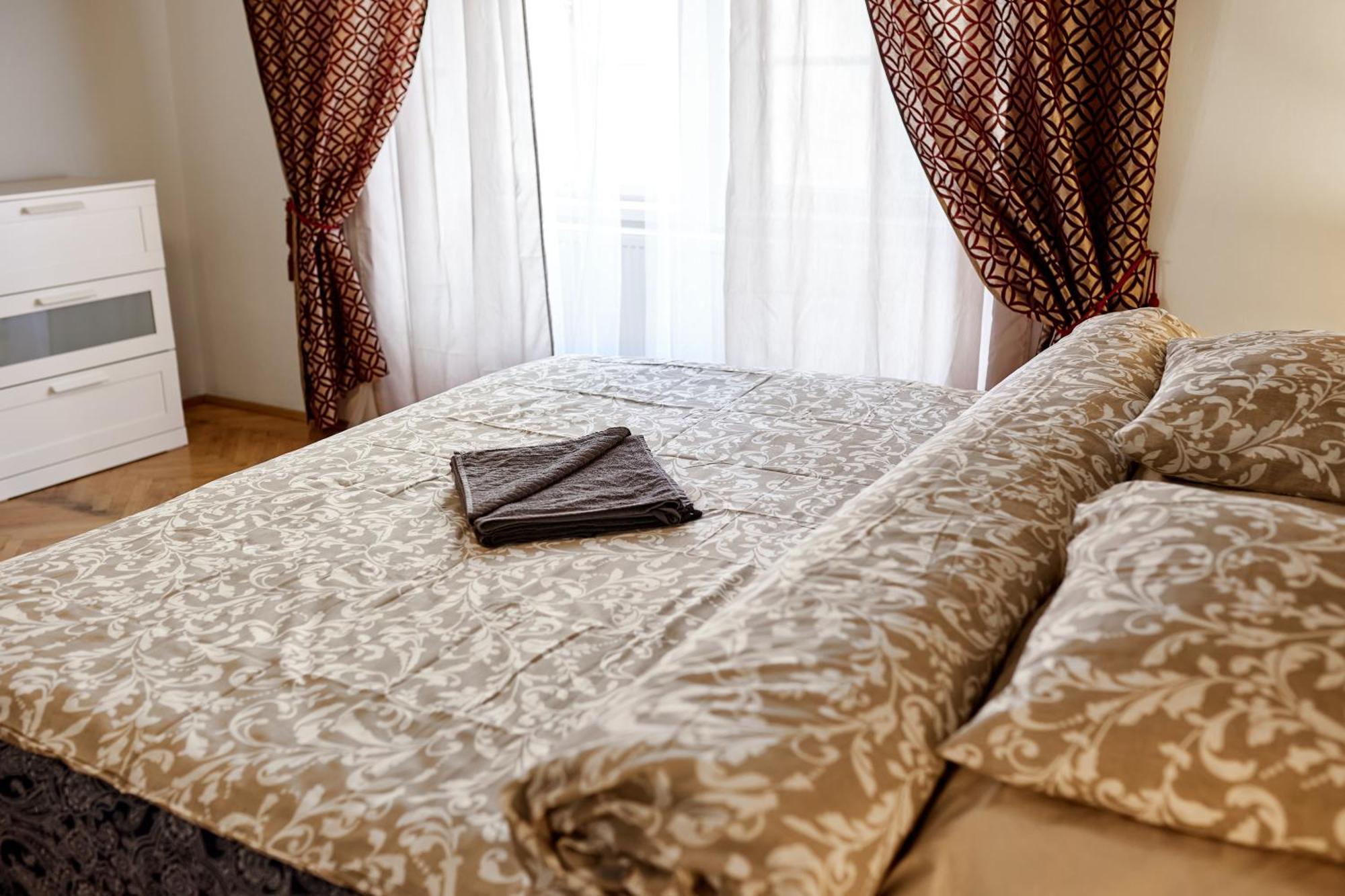 Appartement At The Blue Lion & Parking Assistance *