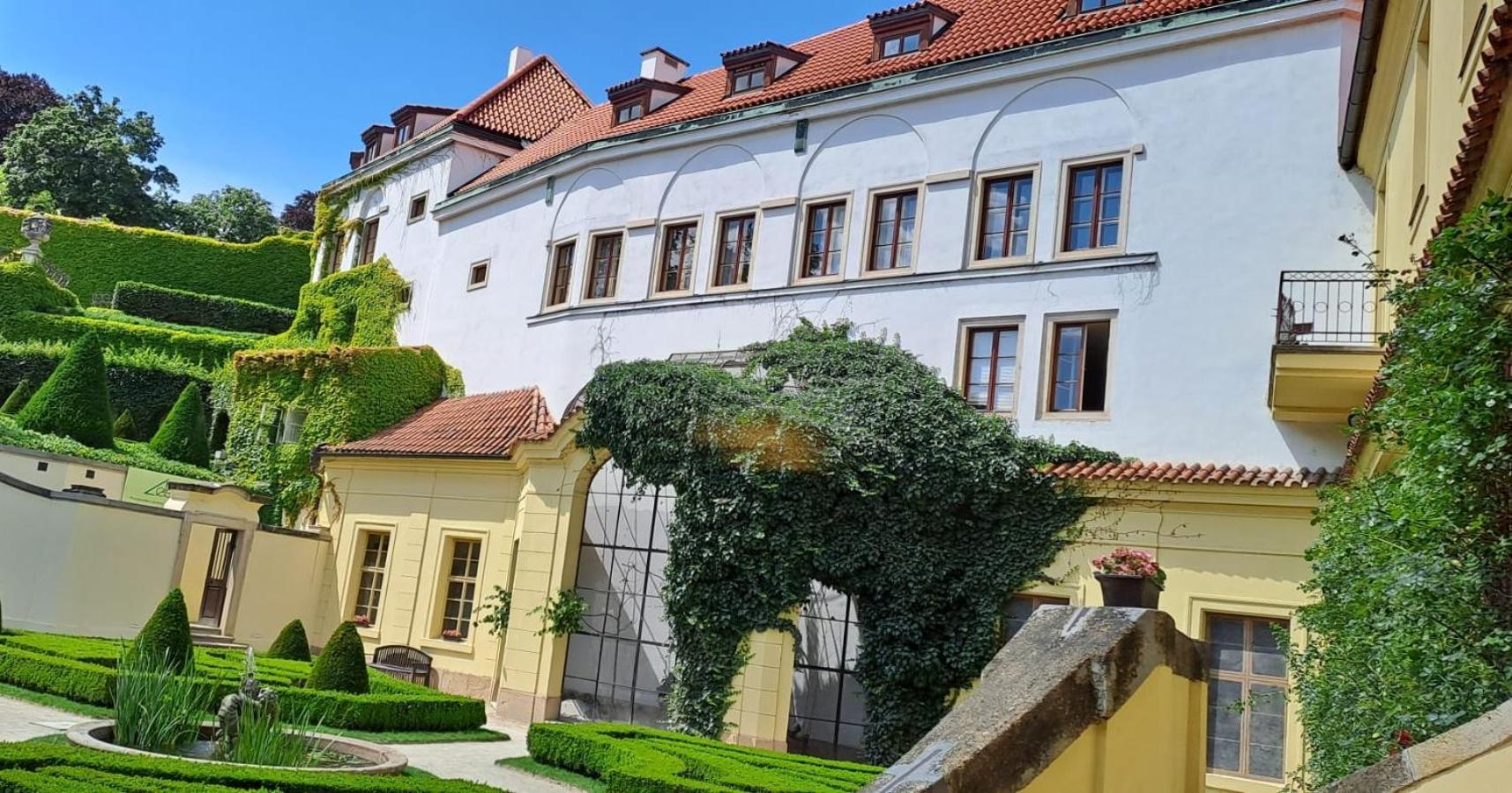 Appartement At The Blue Lion & Parking Assistance Praag