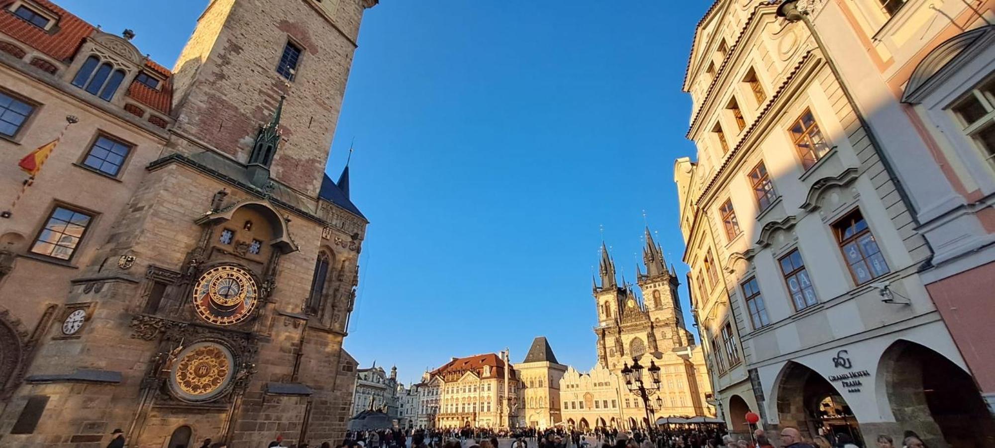 At The Blue Lion & Parking Assistance Appartement Prague